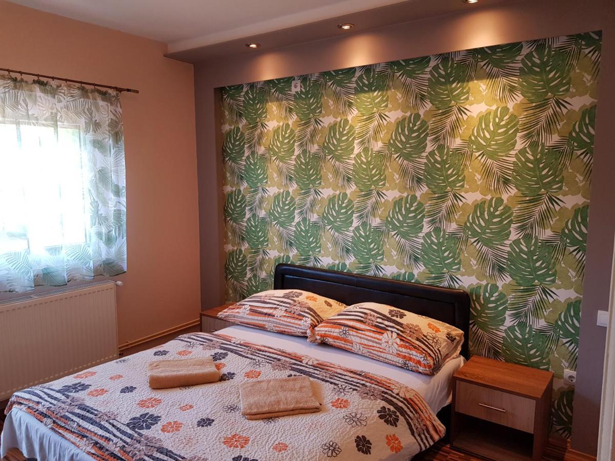 Napsugar Villa B Шіофок Екстер'єр фото