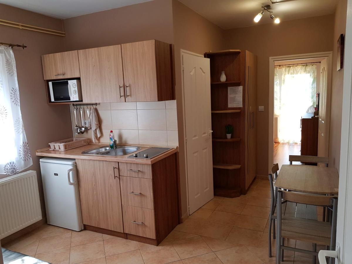 Napsugar Villa B Шіофок Екстер'єр фото